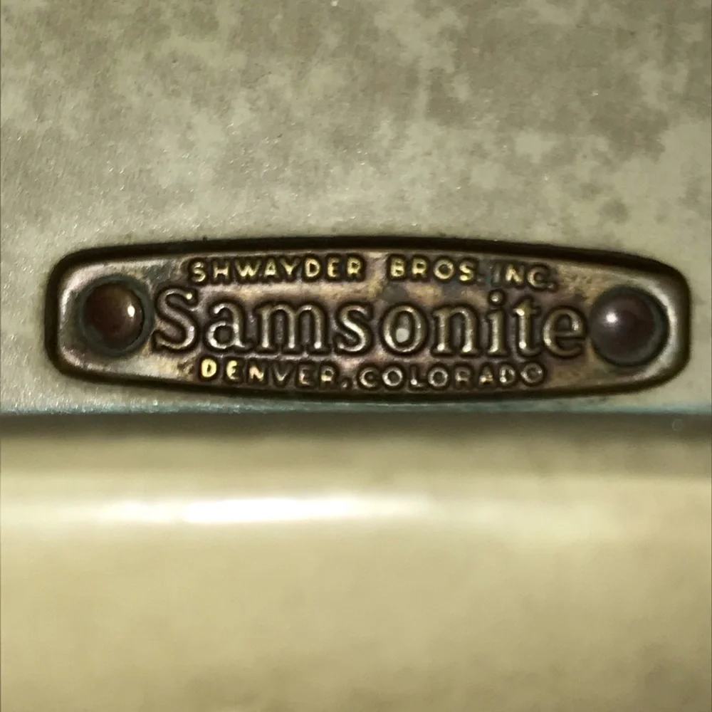 3 Vintage Samsonite Old School Suitcases (pic wear & tear)